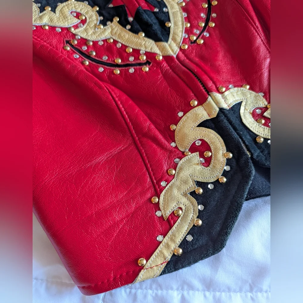 TLC Leather Collection Red Black & Gold Horsemanship Show Studded Rhine Vest - Picture 4 of 10
